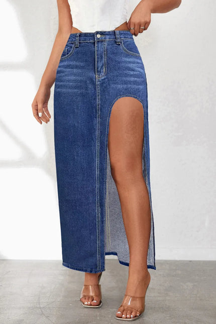 3ff70935-e8b8-4ed1-b9ca-7931a634e7e3-Max