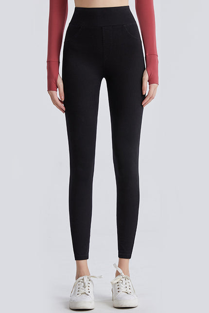 41f0220036c74706894a4b3bbecb5e49-Max