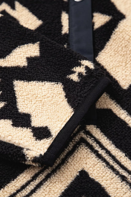 43f2e32c81f042f4bd75ca186084938d-Max-Origin