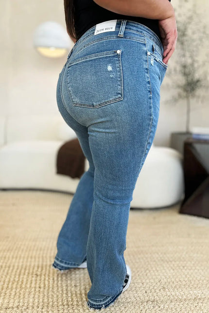 4e9e2c40-0eac-4f36-b11e-dba0b4ccbd17-Max