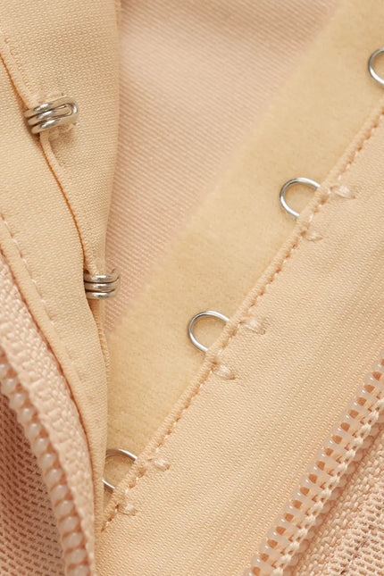 5314ae1b79234e4d91e98683a69a0218-Max