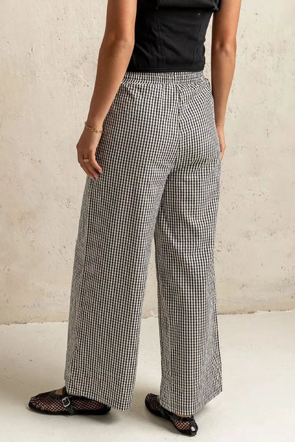 53d2f8e0ae7a46fd84ec57bf9dd83299-Max-Origin