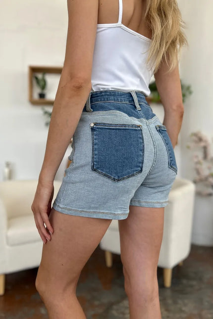 6387303d-ba24-45f8-85dc-624071aaf0e4-Max