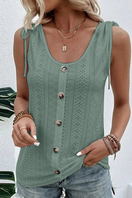 6ee0566003a14a6480652a9db51e9c17-Max