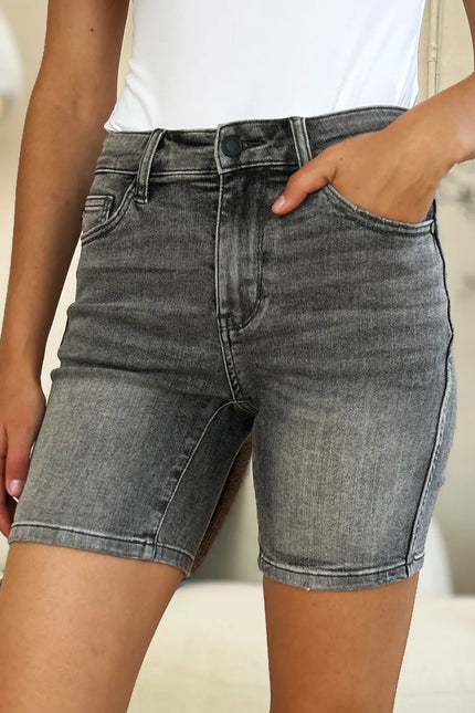 7446e849-665f-47b6-b8f1-76bfc2e5934b-Max