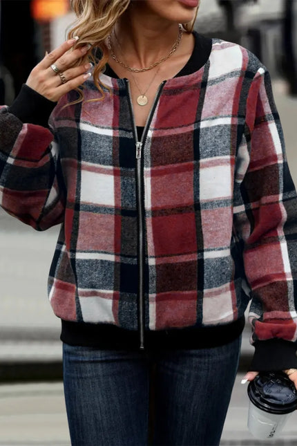 8ca17f74-eb29-46af-bb0c-932ede038219-Max