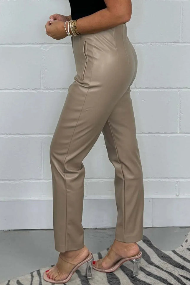 9bd912f3-b4de-4dfe-8b59-ce929efdc214-Max