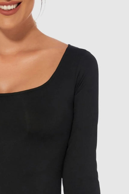 9e5fd77e-19ad-44e6-a7a1-ca89909e755a-Max