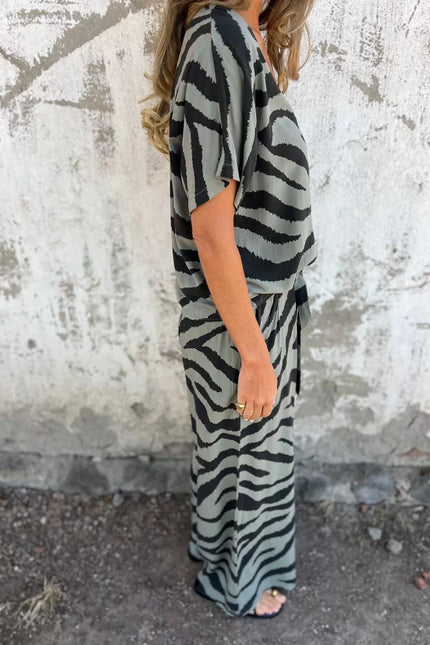 aea8fcd5c5cb453780ccad1c37e6cb36-Max-Origin