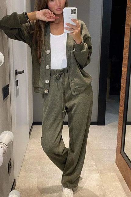 b2646a6f-b8d9-43eb-b2de-69ae029eee9a-Max