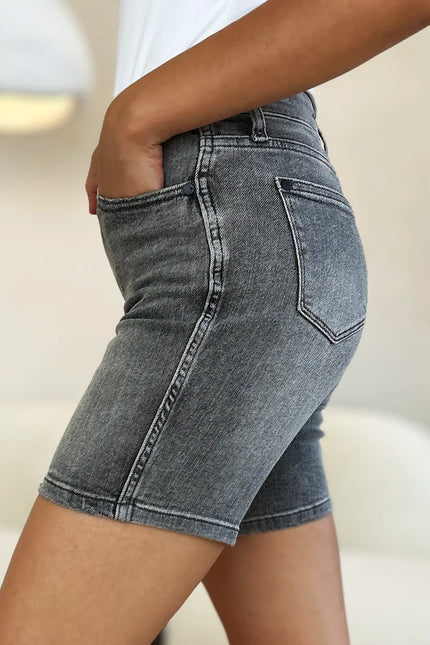 bd85ec50-9fb5-4844-a1db-82fa4a52bb2e-Max