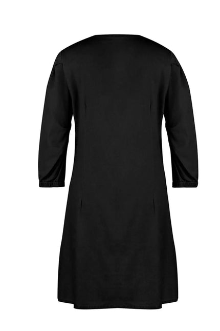 bde7712b-949a-4ab6-90e0-6ae04a9c6ae8-Max