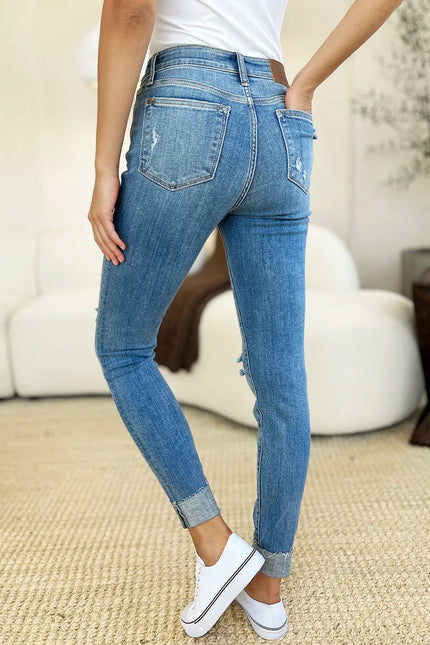 be1e6334-7aee-40dd-b315-5bcada17ceb1-Max