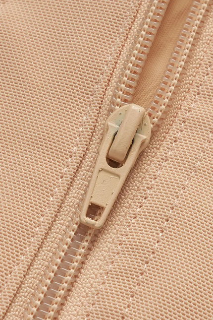 c1f0d6c705b54c4f987319135ebe9135-Max