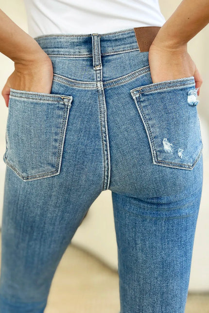 c225f2bc-2b17-407a-ad7f-8d240bd528df-Max