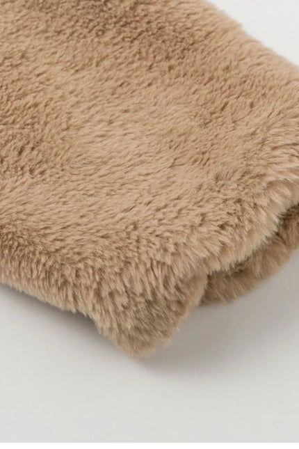 c52563980c7d4fdbbdadb6fea6743710-Max-Origin