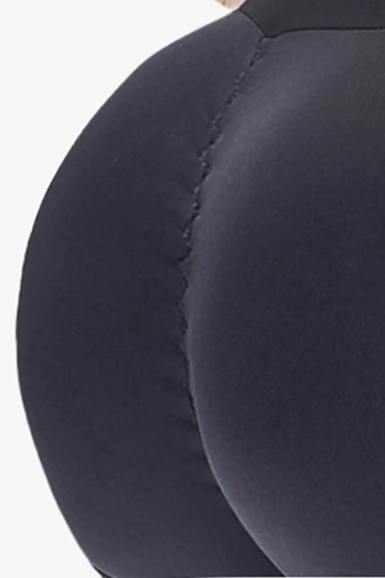 d0c6b67c90f74bca83876ca6527a5c8f-Max