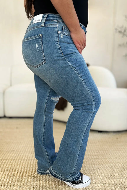 e390d5bc-b480-46d1-b06a-4a2660e83f51-Max