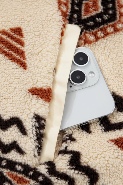 eb5896476911427a84dcd8ee272b0ffc-Max-Origin